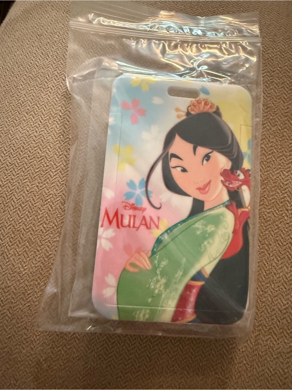 Mulan ID Holder - Picture 2 of 5
